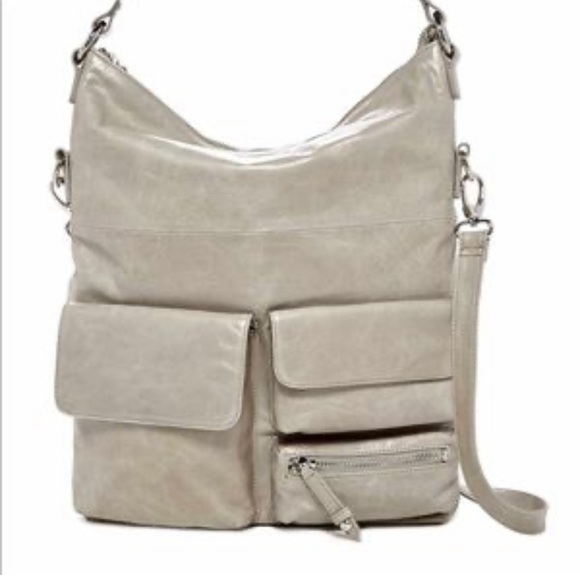 HOBO Handbags - EUC Hobo International Explorer Shoulder Bag